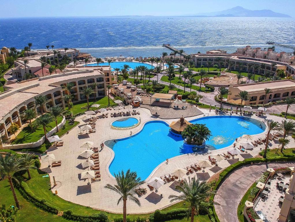 celopatra luxury resort