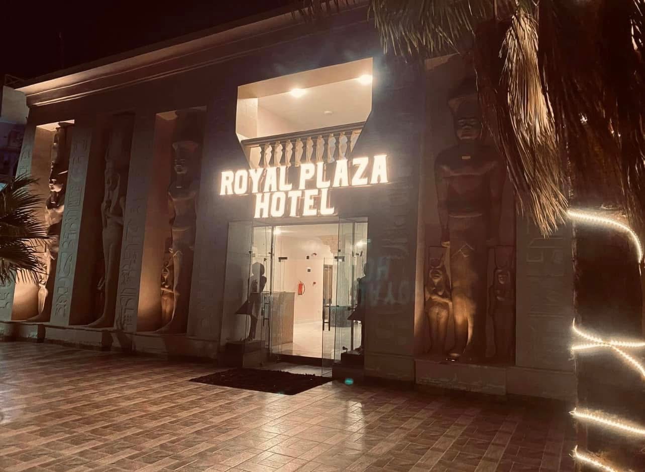 Golden Plaza